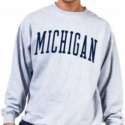 Hot Sale 🎉 Champion Men's Big & Tall Michigan Wolverines Grey Reverse Weave Crew Sweatshirt For Men 🔔